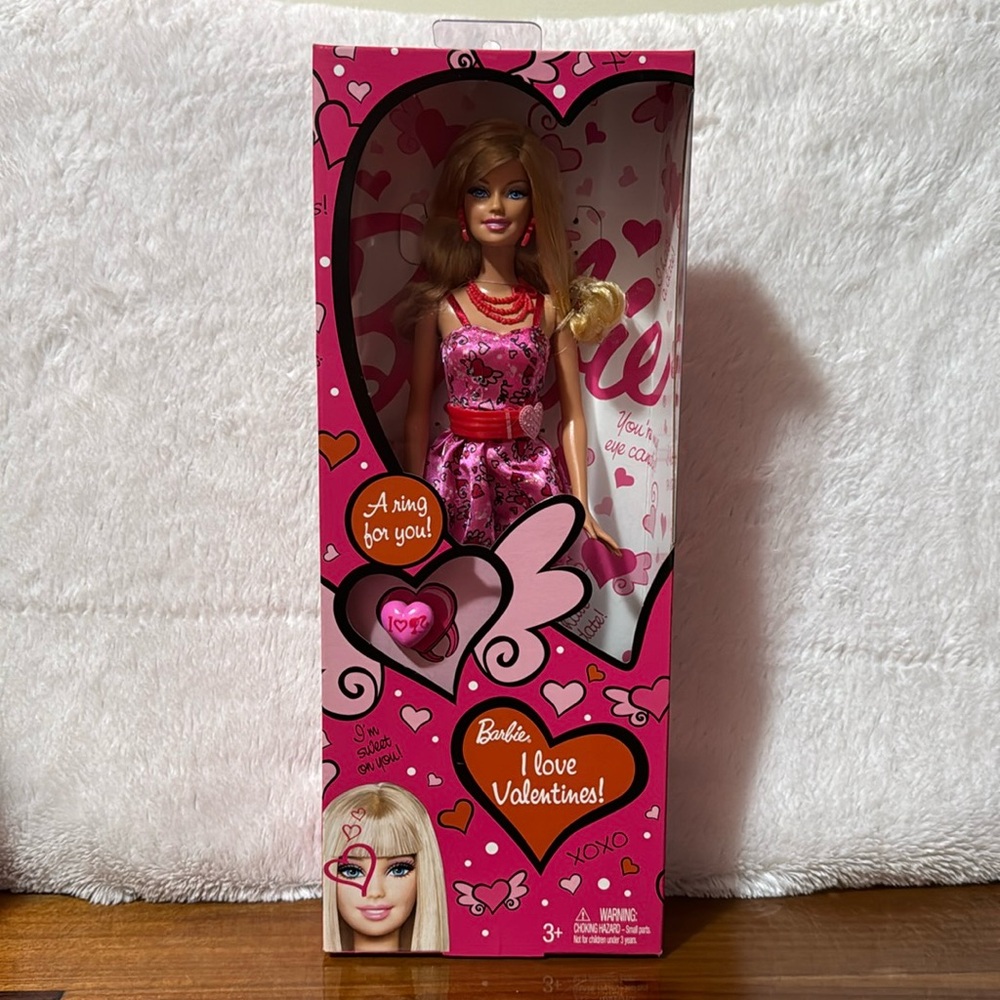 2010 Mattel Barbie I Love Valentines